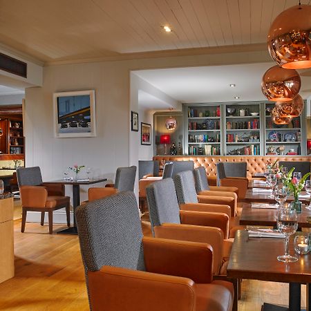 Castlecourt Hotel, Spa & Leisure Уестпорт Екстериор снимка