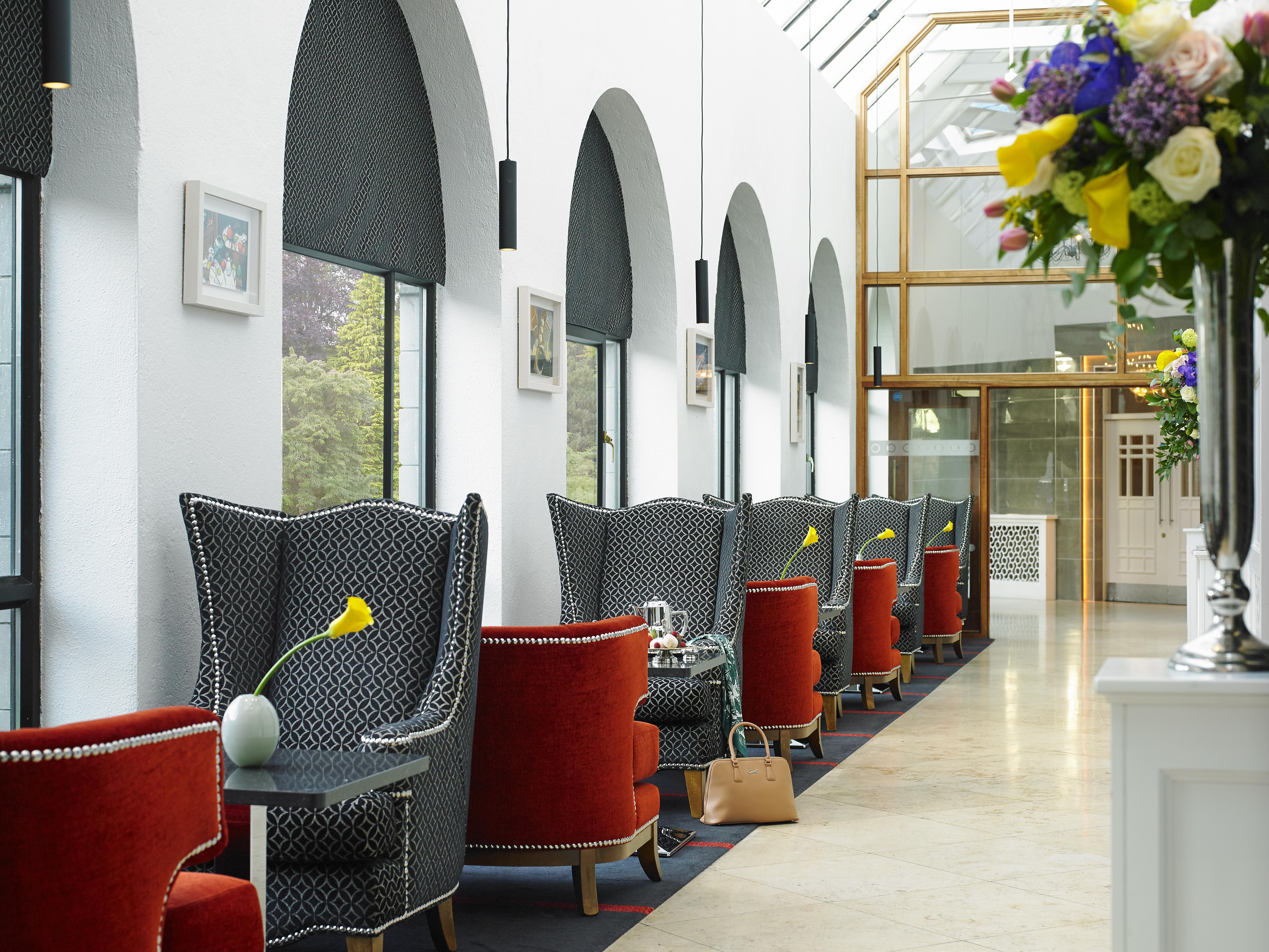 Castlecourt Hotel, Spa & Leisure Уестпорт Екстериор снимка